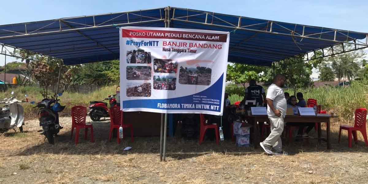 flobamora-timika-galang-bantuan-pakaian-dan-obat-obatan-paling-dibutuhkan-korban-bencana-ntt